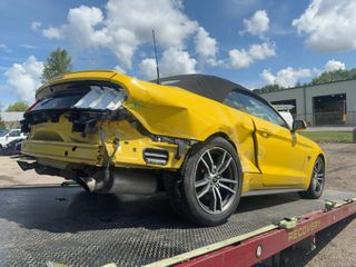 2017 Ford Mustang EcoBoost Premium - Exterior Rear Right Corner Image